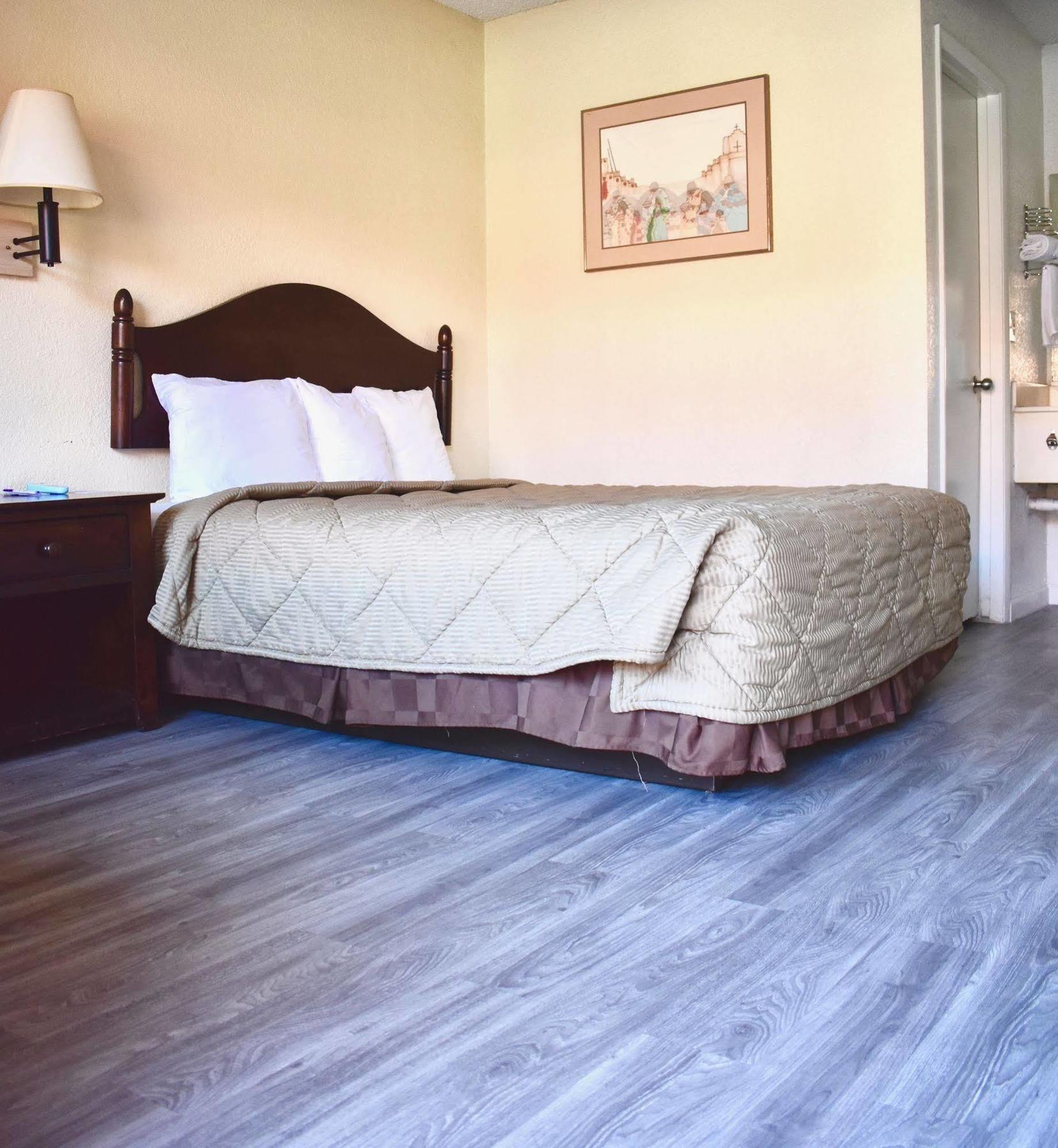 Knights Inn Mesa Bagian luar foto