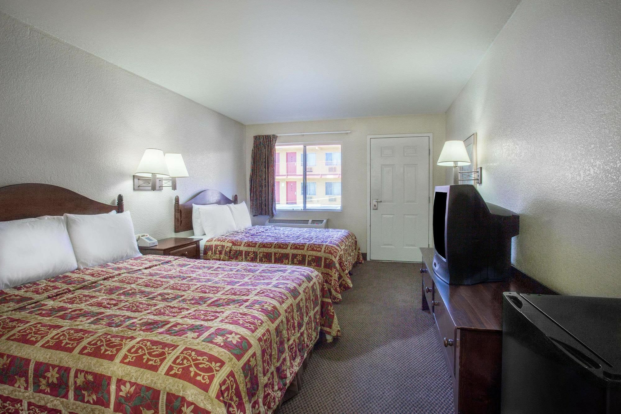 Knights Inn Mesa Bagian luar foto
