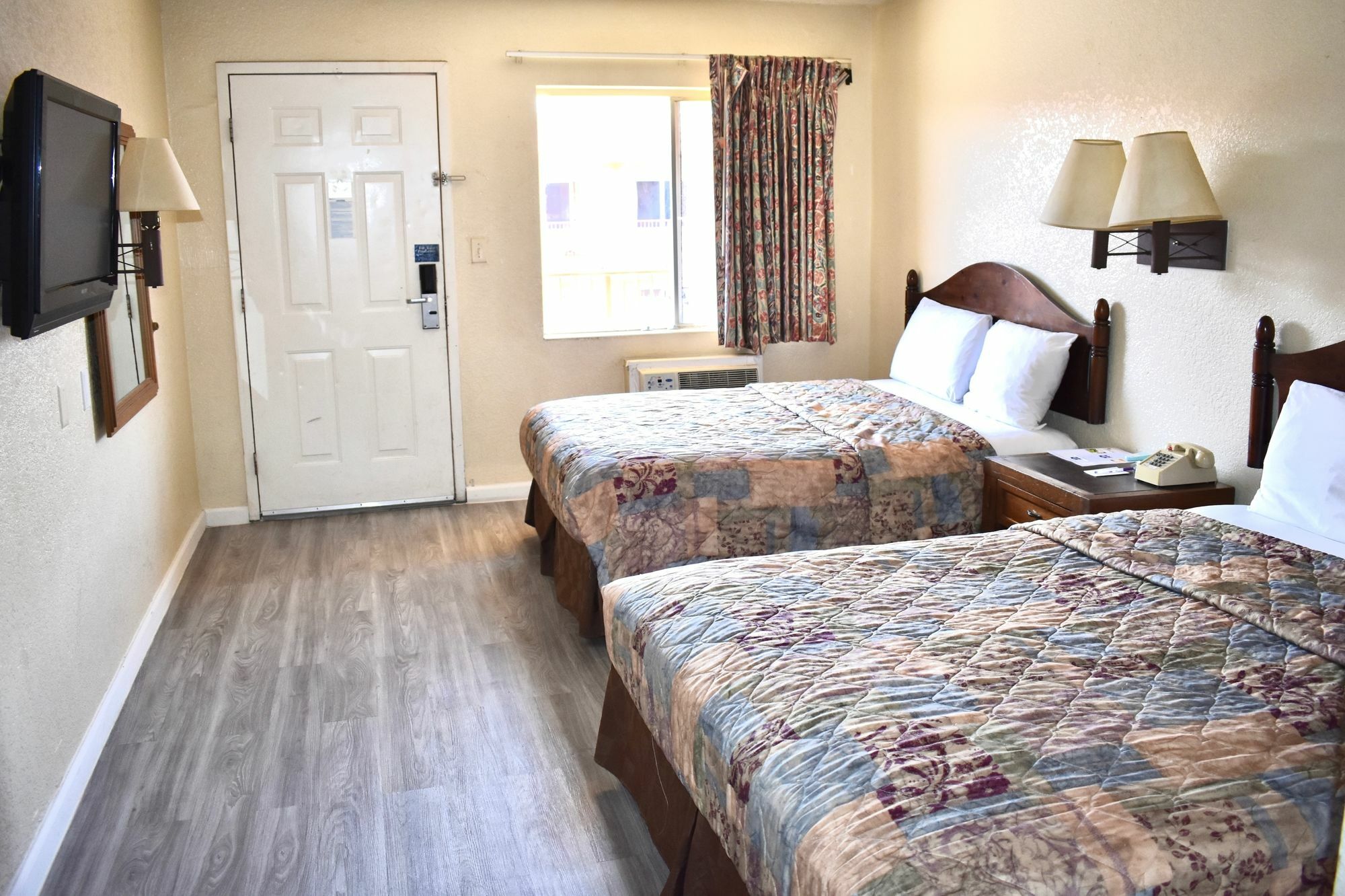 Knights Inn Mesa Bagian luar foto