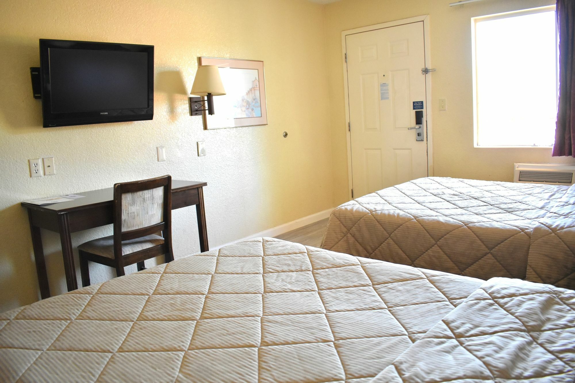 Knights Inn Mesa Bagian luar foto